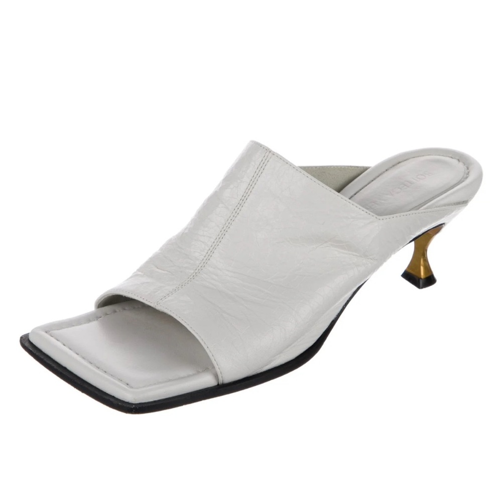 Bottega Veneta Mule Sandals 37.5 Glossy Lambskin‎ Gold Heel Square Sole Women’s - Picture 15 of 16